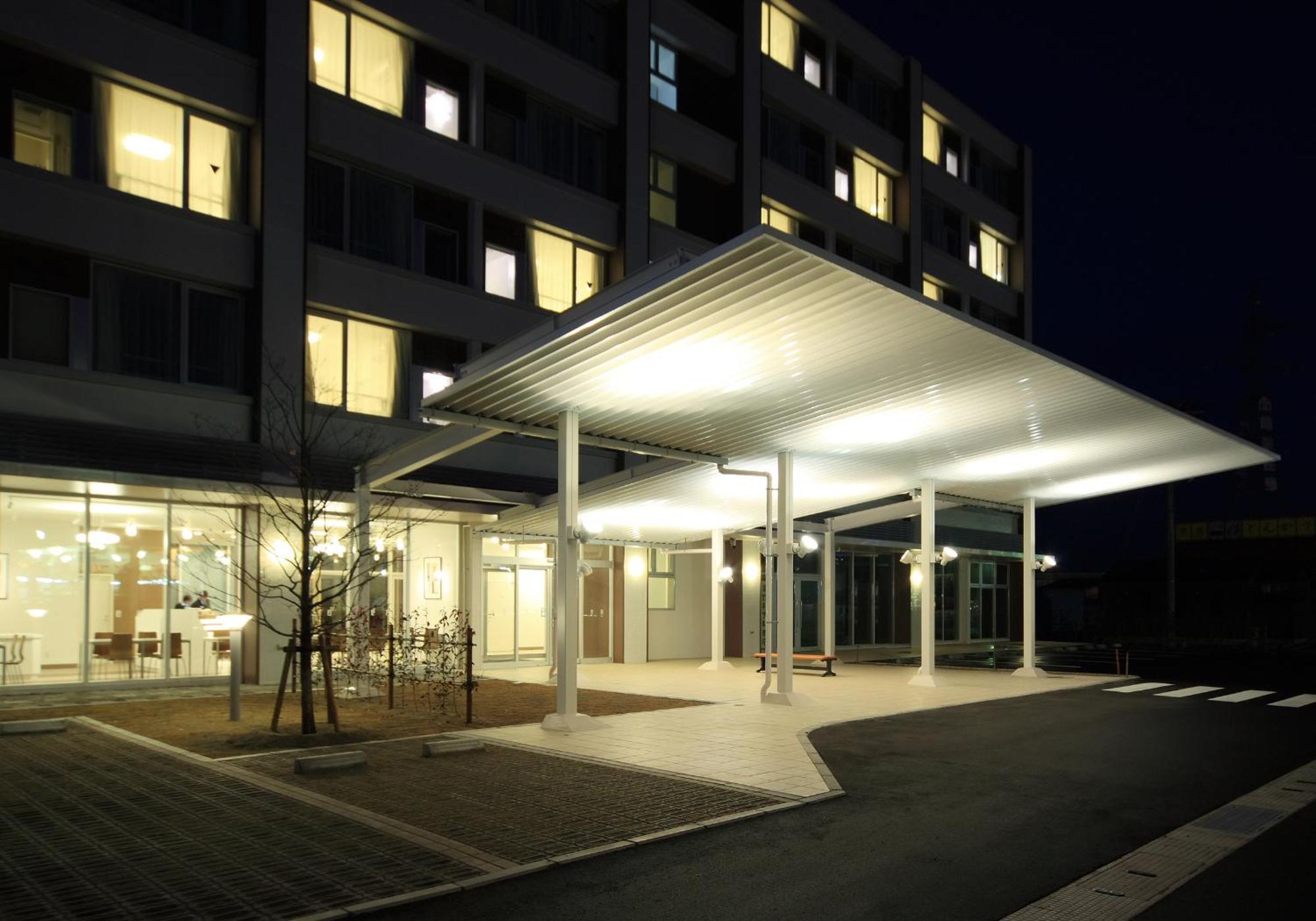 สไมล์ โฮเต็ล ชิรากาวะ Hotel Nishigo ภายนอก รูปภาพ